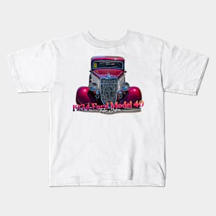 1934 Ford Model 40 Tudor Sedan Kids T-Shirt